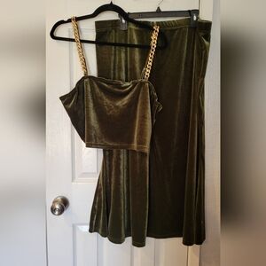 SHEIN Olive Velvet Skirt Set with Gold Chain Straps